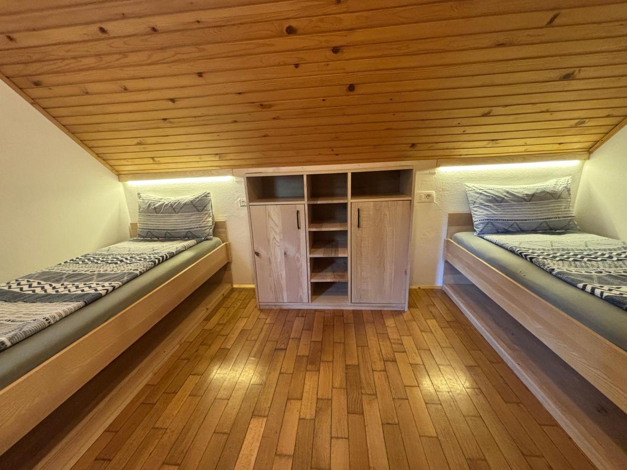 Hisa Patricija Appartement Soča Buitenkant foto